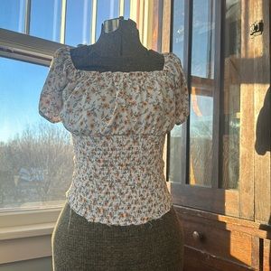 Almost Famous, puffy sleeves, flower design.